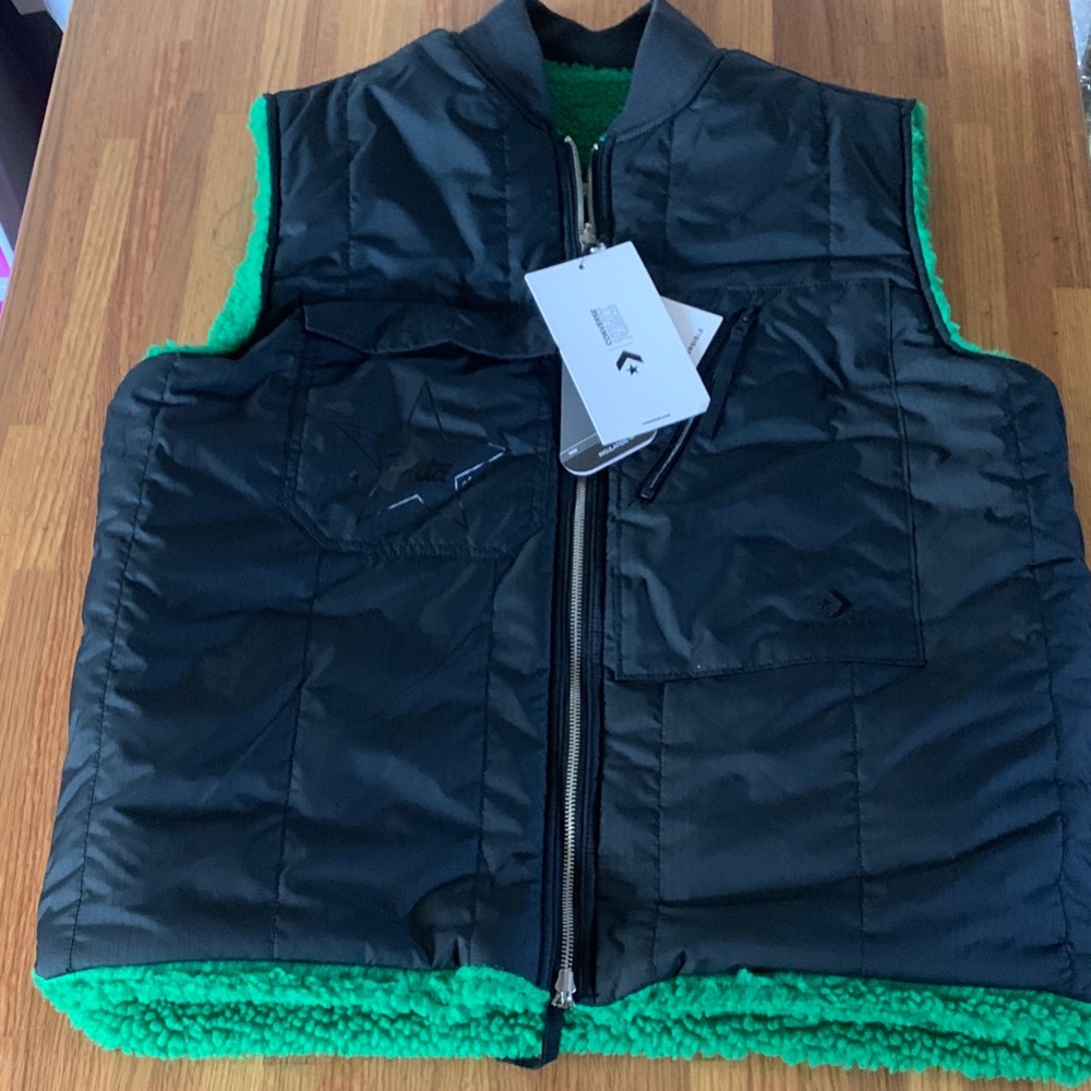 Converse Men's Black and Green Vest